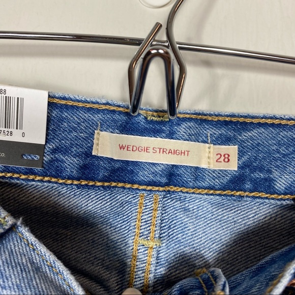 Levi’s Small High rise wedgie straight leg jeans in luxor size 28 - Picture 9 of 16